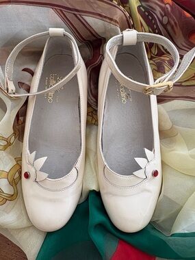 VTG cream/white Ankle-Strap Girls Flats, size 29, Italy